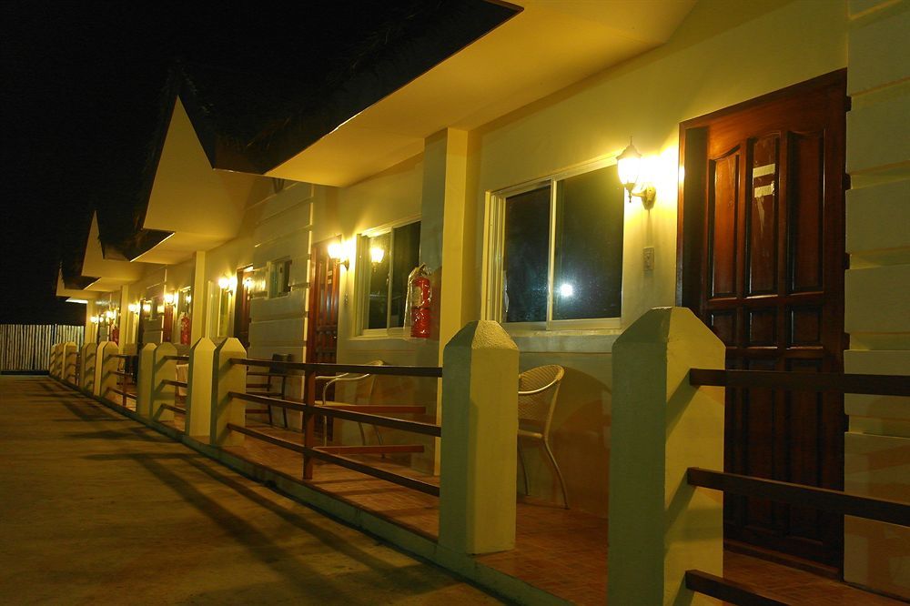 Natures Garden Park Resort And Spa Lapu-Lapu City Exterior foto